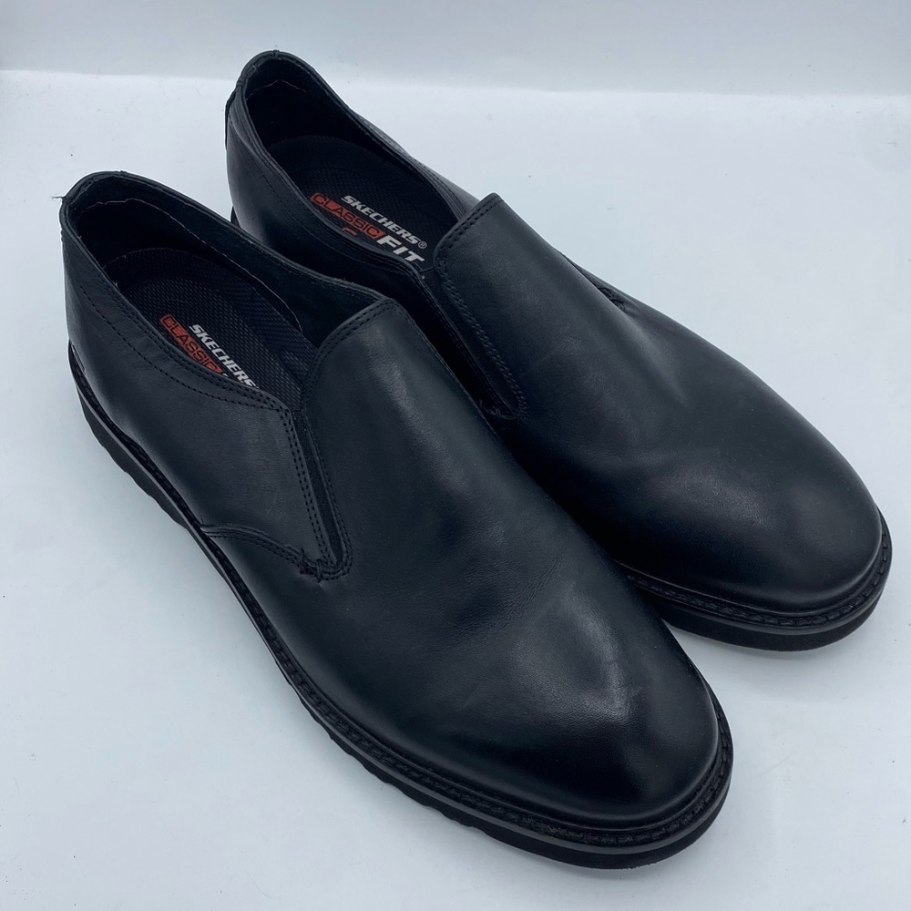 Skechers Classic Fit Air-Cooled Memory Foam Black Leather Loafer Shoe Mena 12